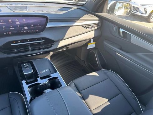 New 2026 Buick Enclave Preferred w/ Power Package image 18