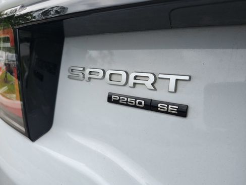 Used 2020 Land Rover Discovery Sport SE AWD/4WD image 27