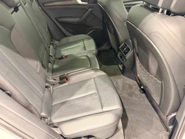 Used 2018 Audi Q5 2.0T Premium Plus w/ Premium Plus Package AWD/4WD image 21