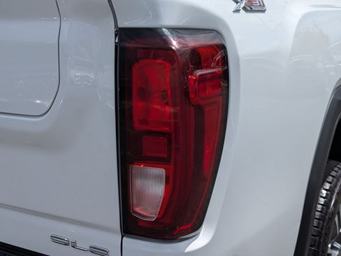 Used 2024 GMC Sierra 3500 SLE w/ SLE Convenience Package AWD/4WD image 13