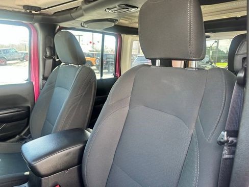 Used 2021 Jeep Wrangler Unlimited Sport image 22