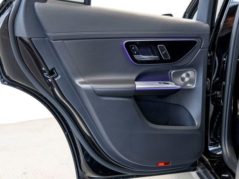 Used 2023 Mercedes-Benz GLC 300 4MATIC image 19