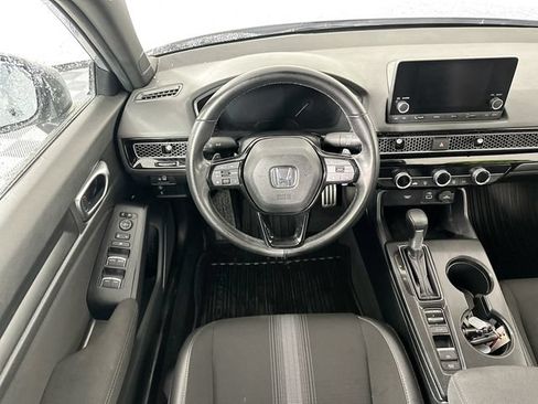 Used 2024 Honda Civic Sport image 10