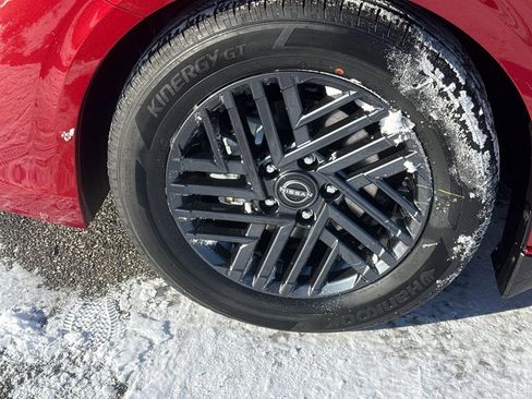 New 2026 Nissan Sentra SV image 8