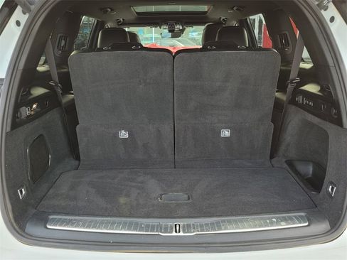 Used 2023 Jeep Grand Cherokee L Overland image 9