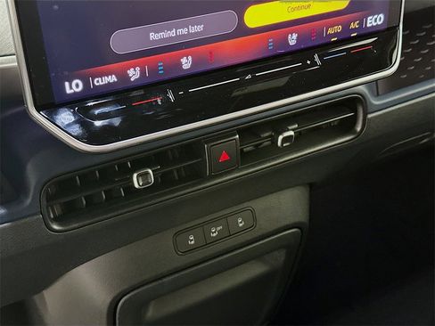 New 2025 Volkswagen ID. Buzz Pro S image 14