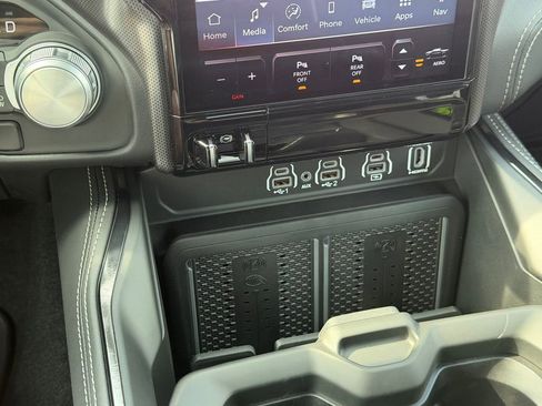 New 2026 RAM 1500 Limited AWD/4WD image 18