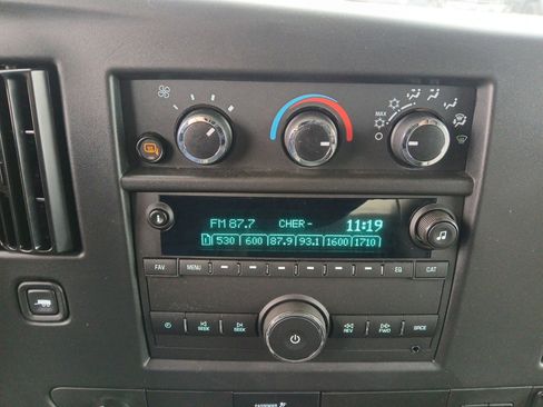 Used 2025 Chevrolet Express 2500 Extended w/ Communications Package image 11