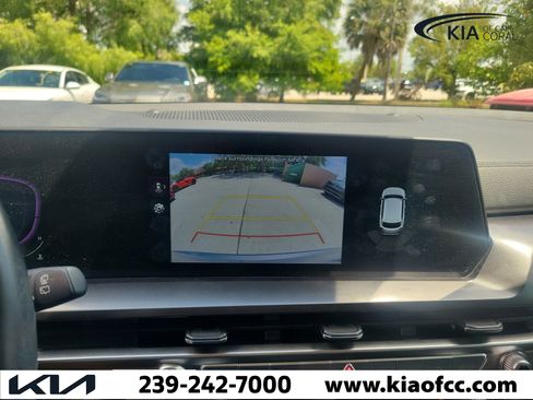 Used 2024 Kia Telluride LX FWD image 25