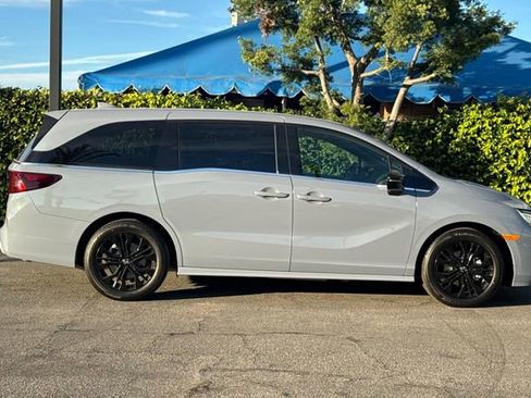 New 2026 Honda Odyssey Sport-L image 3