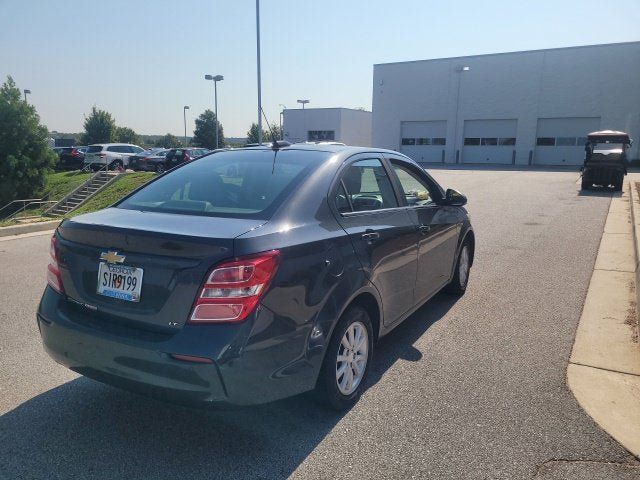 Used 2017 Chevrolet Sonic LT w/ Convenience Package FWD image 7