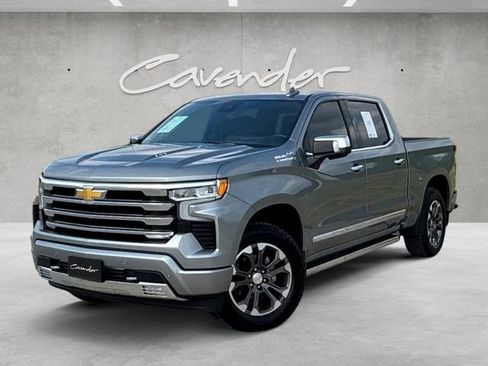 Used 2025 Chevrolet Silverado 1500 High Country w/ Technology Package AWD/4WD image 1