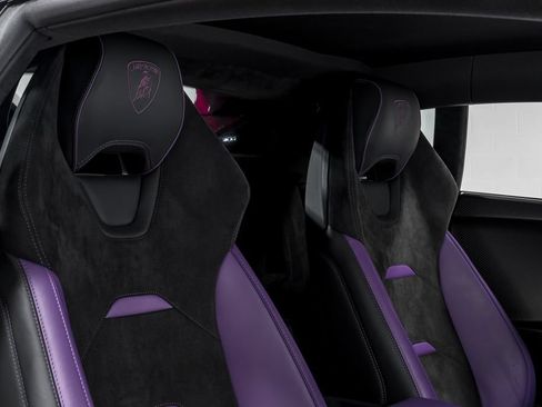 Used 2023 Lamborghini Huracan Tecnica RWD image 35