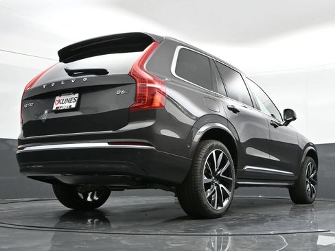 New 2025 Volvo XC90 B6 Plus w/ Protection Package Premier AWD/4WD image 41
