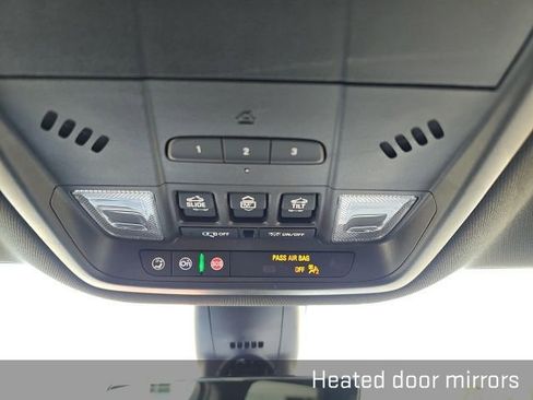 Used 2024 Buick Enclave Avenir w/ Avenir Technology Package image 47