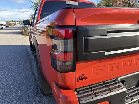 New 2026 Nissan Frontier PRO-4X w/ Pro-4x Convenience Package image 15