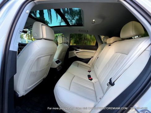 Used 2021 Audi e-tron Premium w/ Convenience Plus Package image 5