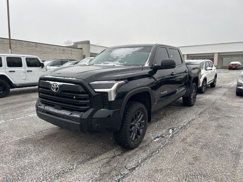 Used 2024 Toyota Tundra SR5 image 3