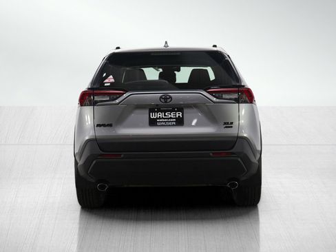 Used 2025 Toyota RAV4 XLE Premium image 4