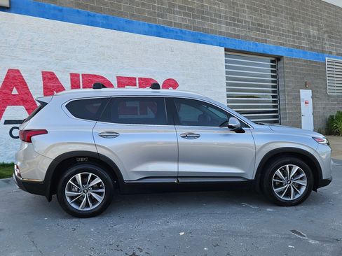 Used 2020 Hyundai Santa Fe Limited FWD image 8