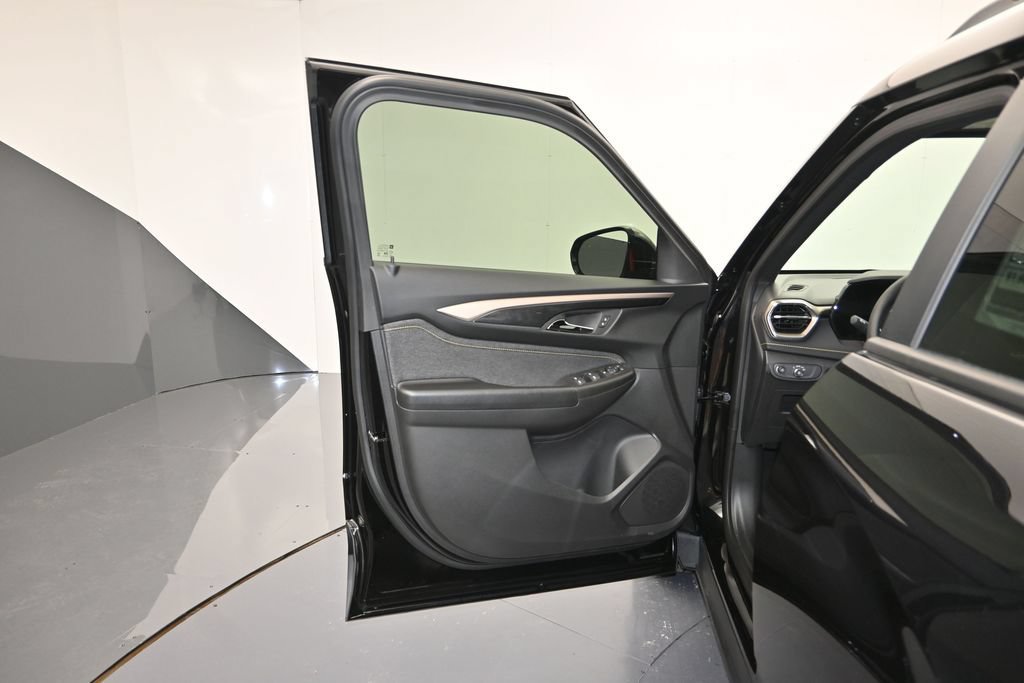 New 2026 Chevrolet TrailBlazer ACTIV w/ Driver Confidence Package FWD image 10