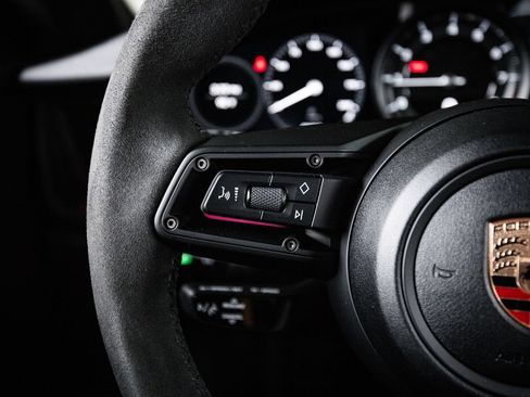 Certified 2023 Porsche 911 Carrera T RWD image 17