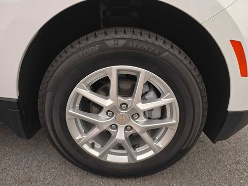 Used 2023 Chevrolet Equinox LT image 4