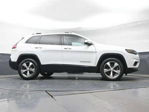 Used 2021 Jeep Cherokee Limited w/ Elite Package AWD/4WD image 30