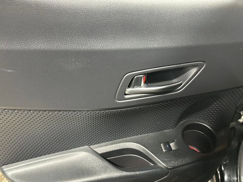 Used 2021 Toyota C-HR LE image 12