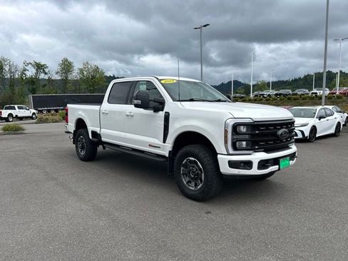 Used 2024 Ford F350 Lariat w/ Lariat Ultimate Package AWD/4WD image 12