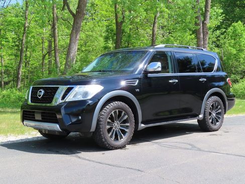 Used 2017 Nissan Armada Platinum w/ Captain Seat Package RWD image 9