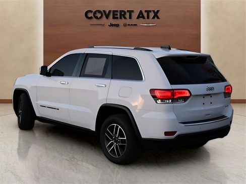 Used 2022 Jeep Grand Cherokee Limited image 3