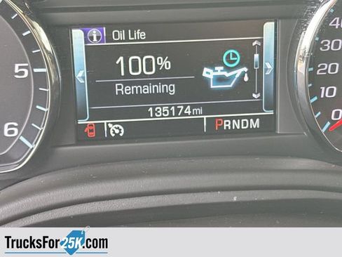 Used 2015 Chevrolet Suburban LT image 7