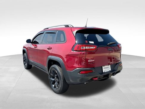 Used 2017 Jeep Cherokee Trailhawk AWD/4WD image 6