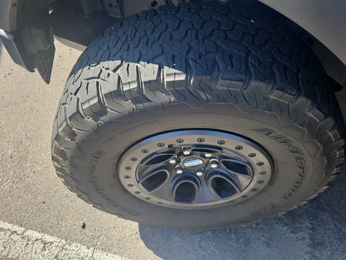 Used 2023 Ford F150 Raptor AWD/4WD image 3
