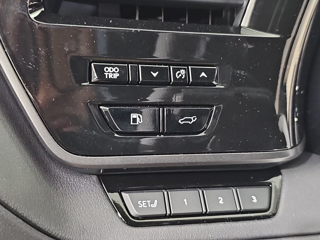 New 2026 Lexus TX 500h AWD image 25