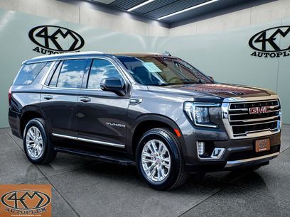 Used 2021 GMC Yukon SLT w/ SLT Luxury Package
