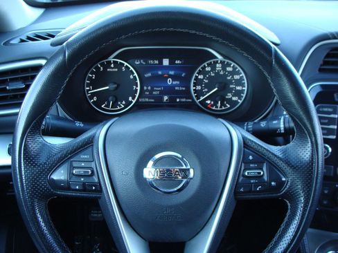 Used 2020 Nissan Maxima 3.5 SV w/ Floor Mat Group FWD image 14