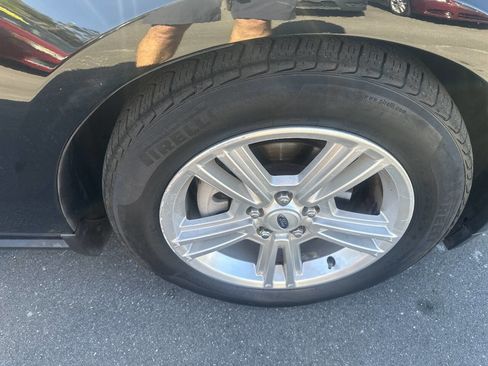 Used 2010 Ford Mustang Premium image 12