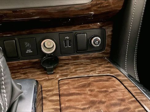 Used 2019 Nissan Armada Platinum w/ Captain's Chairs Package AWD/4WD image 30