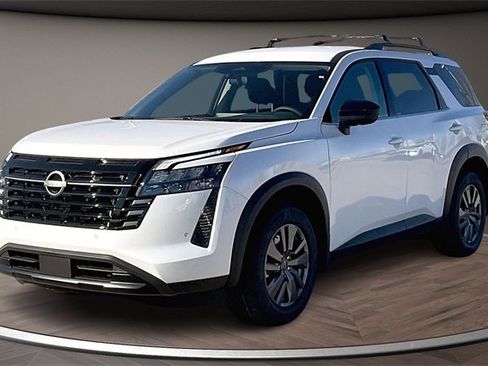 New 2026 Nissan Pathfinder SV image 1
