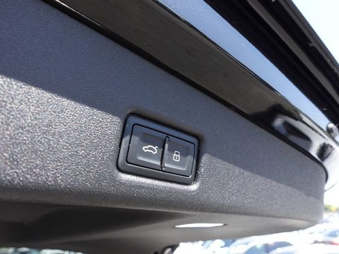 Used 2025 Audi Q5 Prestige image 28