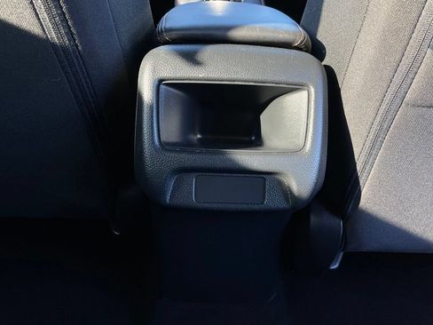 Certified 2025 Honda HR-V Sport image 36