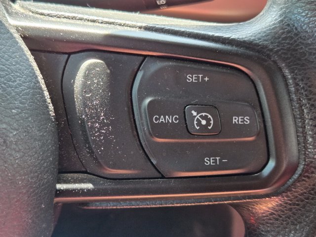 Used 2018 Jeep Wrangler Unlimited Sport AWD/4WD image 21