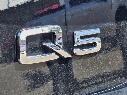 Used 2024 Audi Q5 e Premium Plus AWD/4WD image 27