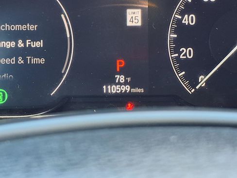 Used 2018 Honda Accord EX image 18