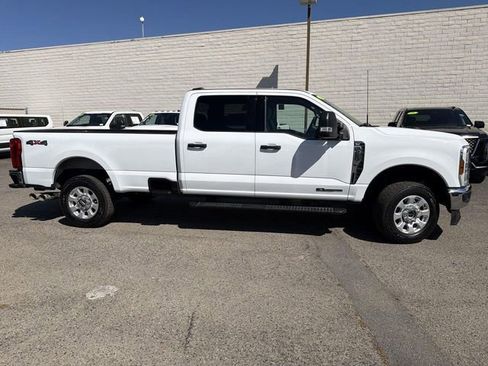 Used 2024 Ford F250 XLT AWD/4WD image 3