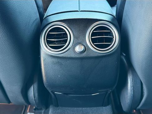 Used 2022 Mercedes-Benz GLC 300 image 20