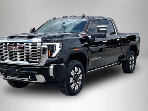 Used 2024 GMC Sierra 2500 Denali w/ Denali Reserve Package AWD/4WD image 2