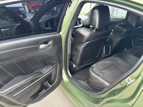 Used 2021 Dodge Charger Scat Pack w/ Dynamics Package RWD image 13